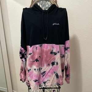 PINK VS. oversized hooded t-shirt